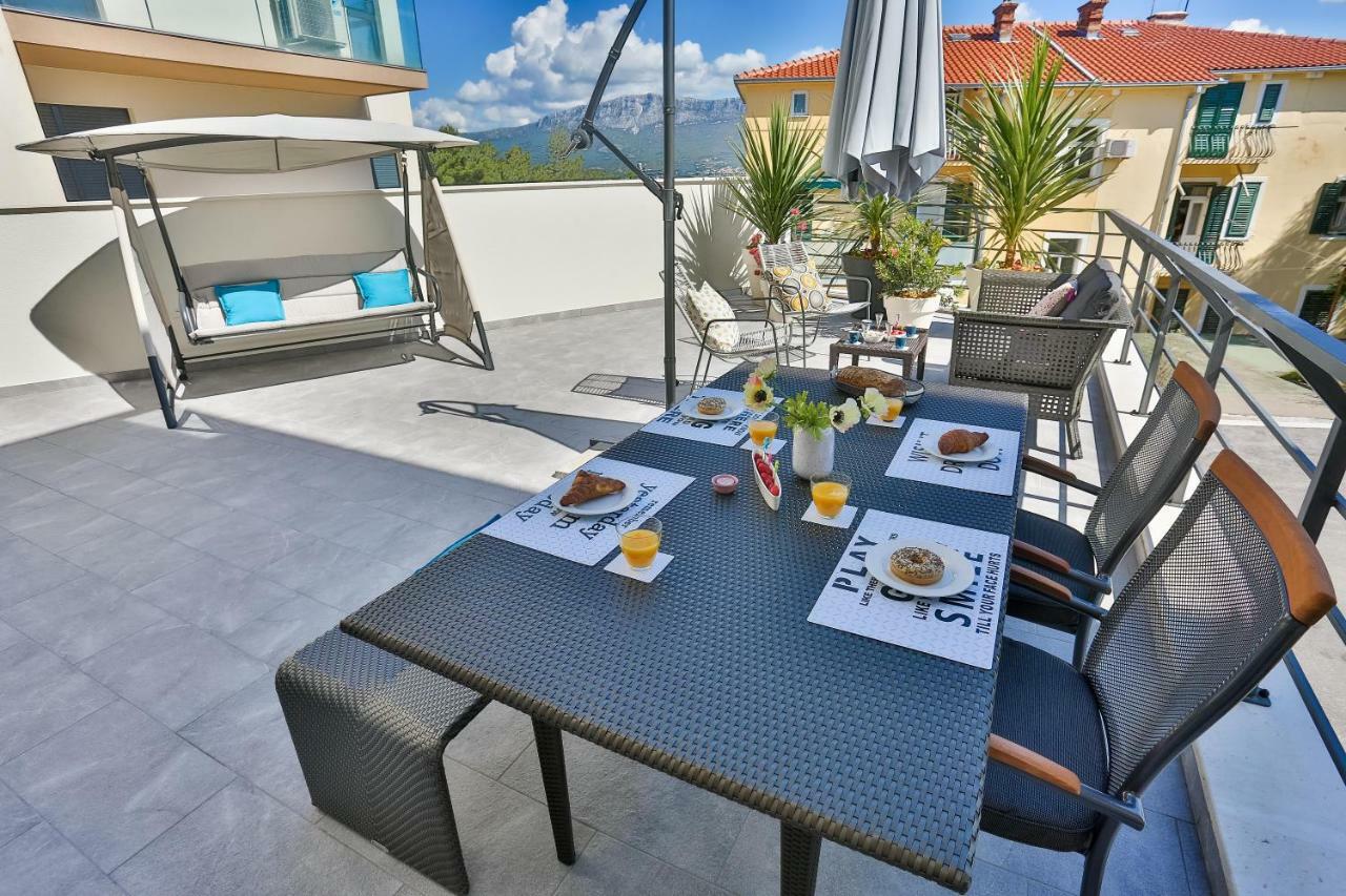 Luxury Urban Villa Apartments With Jacuzzi Split Zewnętrze zdjęcie