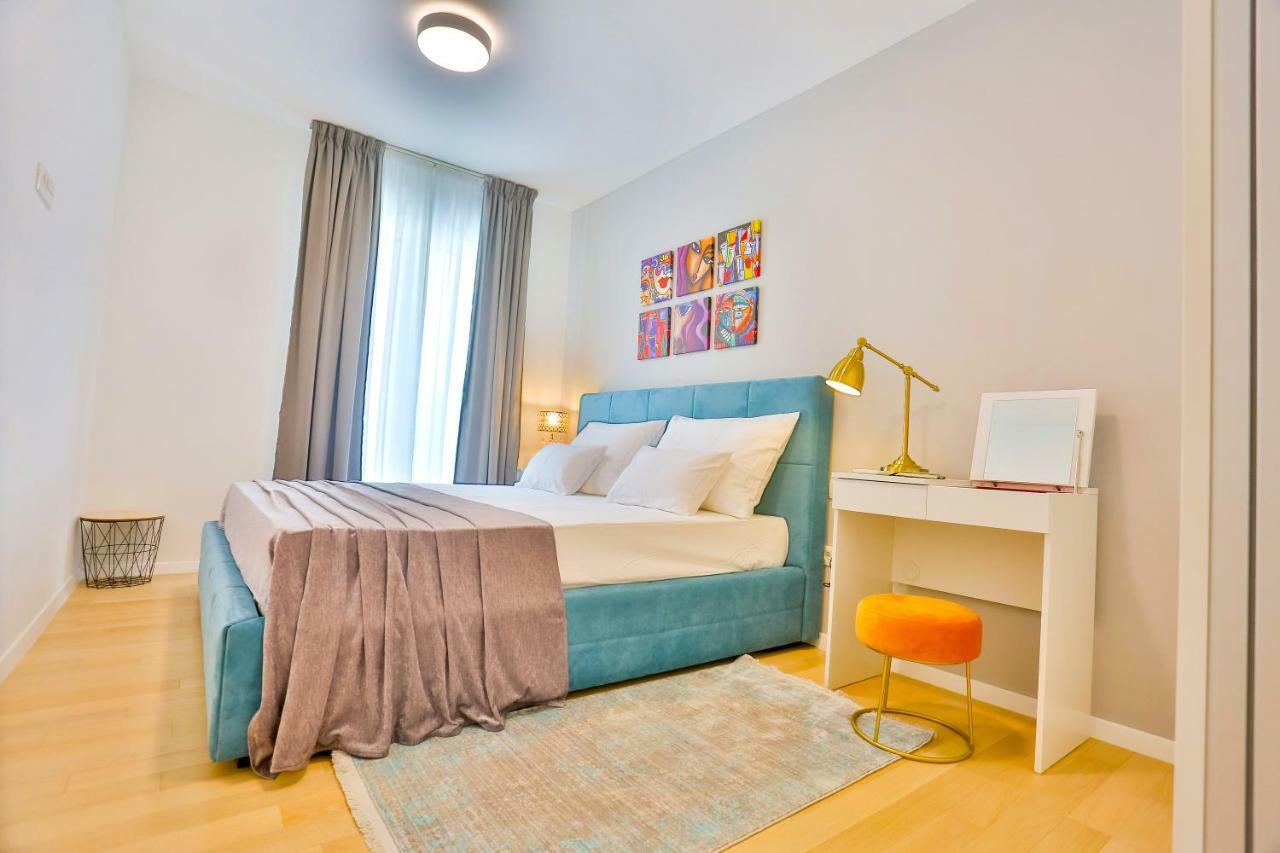 Luxury Urban Villa Apartments With Jacuzzi Split Zewnętrze zdjęcie